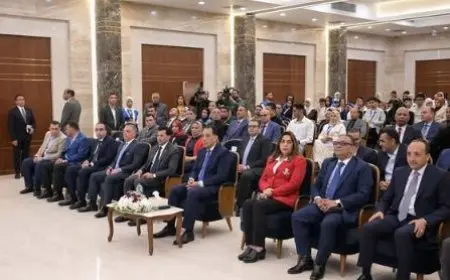 خلال زيارته إلى الإسماعيلية.. رئيس الوزراء يزور معسكر القرش الدولي المطور للشباب