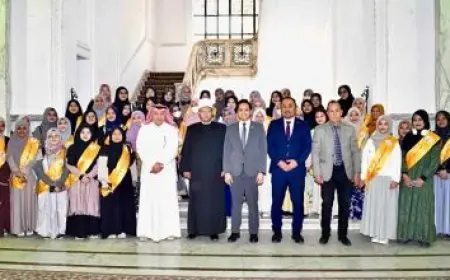 الأوقاف توقف عددًا من الموظفين في إحدى مديريات الوجه القبلي وتحيلهم للتحقيق.. فما التفاصيل؟