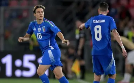 وزير إيطالي: لاعبون مرتبطون بفضيحة المراهنات لا يستحقون تمثيل المنتخب