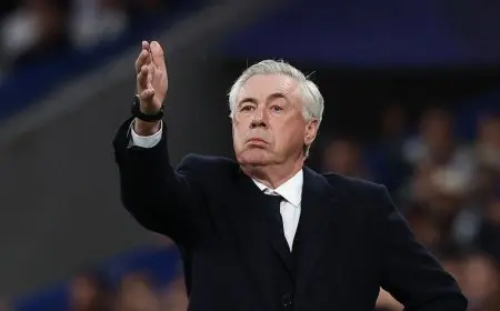 هل يستطيع أنشيلوتي تحقيق “المعجزة” مع ريال مدريد بعد إخفاق دوري أبطال أوروبا؟