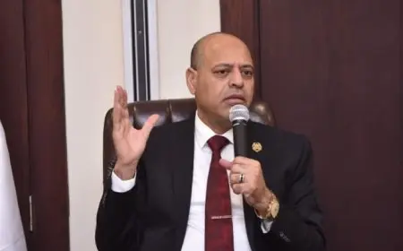 وزير العمل: إجازة مدفوعة الأجر للعاملين في القطاع الخاص يومي الإثنين والخميس القادمين