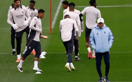 لاعبو ريال مدريد “يفقدون ثقتهم” بأنشيلوتي ويعبرون عن شكواهم لفلورنتينو