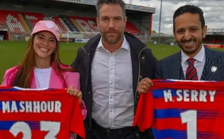 صدمة مبكرة.. مروان سري يُناشد الجماهير العربية بعدم حضور مباراة ناديه الإنجليزي