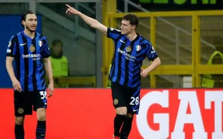 لاعب إنتر ميلان يقدم اعتذاره لفريق بايرن ميونيخ.. ما هو السبب؟