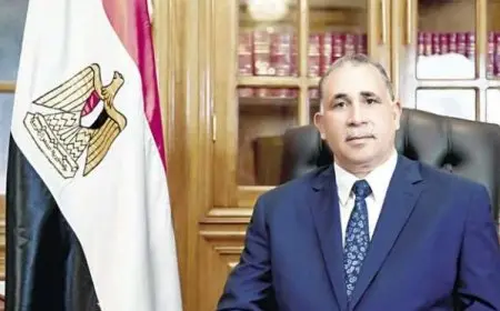 نقيب المحامين يقدم التهنئة للبابا تواضروس الثاني والأقباط بمناسبة عيد القيامة المجيد