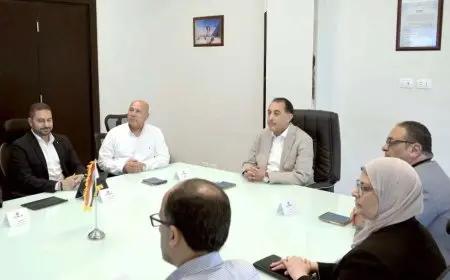 رئيس الوزراء: بعض المصانع تُصدّر نصف إنتاجها إلى الأسواق الخارجية