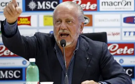 رئيس نابولي ينتقد المدرب كونتي بسبب تصريحاته المثيرة للجدل