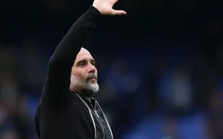 غوارديولا: أشكر لاعبي مانشستر سيتي على إنجازاتهم خلال العقد المنصرم