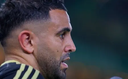 محرز يتألق في تشكيلة الجولة 28 من دوري روشن مع انضمام ثلاثي الهلال