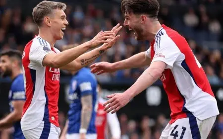 أرسنال يؤخر تتويج ليفربول بلقب الدوري ويقرب إبسويتش من الهبوط