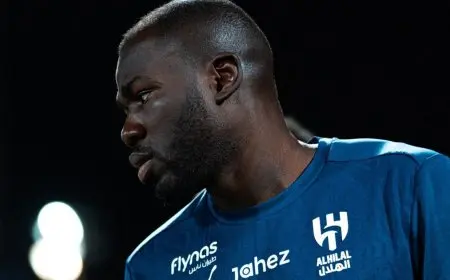 جيسوس يستبعد كوليبالي وليوناردو من مواجهة الهلال والشباب