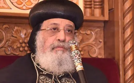 البابا تواضروس الثاني يُعزّي في وفاة بابا الفاتيكان: كان رمزاً للحق والسلام