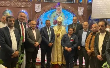 نواب حزب مستقبل وطن يزورون كنائس الإسكندرية لتهنئة المسيحيين بعيد القيامة