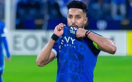 سالم الدوسري يحطم رقمه القياسي في عدد المساهمات