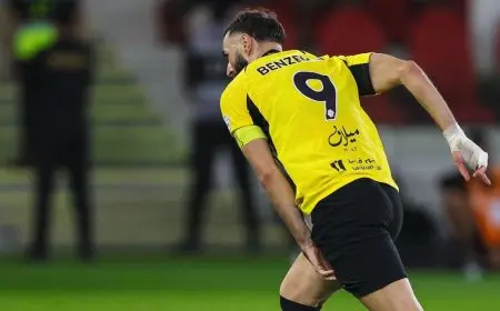 بنزيما يتألق وروداك يحظى بأداء متواضع في مباراة الاتحاد والاتفاق