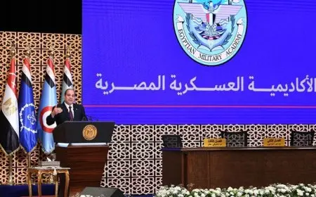 الرئيس السيسي: نحتفل بتخريج أئمة سيتحملون مسؤولية الكلمة ونشر نور الهدى