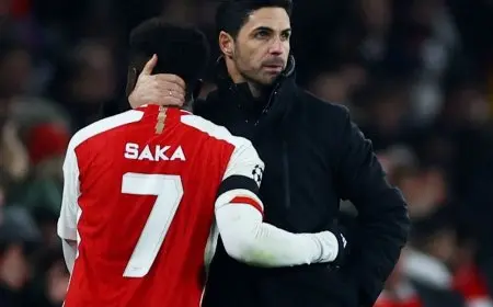 أرتيتا يطمئن بشأن إصابة ساكا ويشير إلى احتمال مشاركته في مباراة سان جيرمان