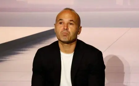 إنييستا: برشلونة يمتلك فرصة قوية لتحقيق الثلاثية