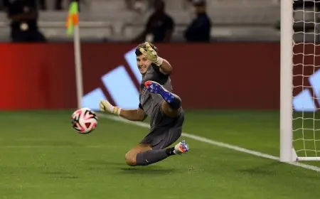 الدحيل يتفوق على الغرافة ويواجه السد في نهائي كأس قطر