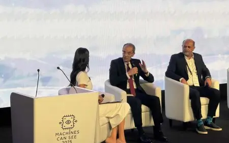 وزير الاتصالات: نحن نعمل على توسيع البرامج التدريبية لبناء قاعدة واسعة من المهارات الرقمية والمتعلقة بالذكاء الاصطناعي