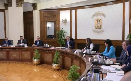 رئيس الوزراء يراقب خطوات تسهيل الحصول على التراخيص المتنوعة