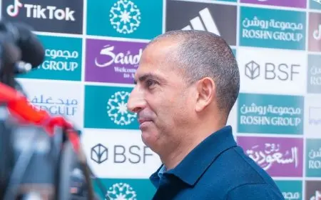 الرياض يستبعد صبري لموشي ويعين بندر الكبيشان مدربًا للفريق حتى نهاية الموسم