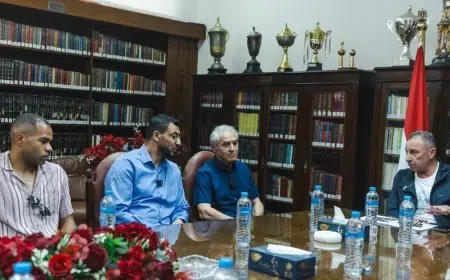 الخطيب يتغزل بكولر في حفل تكريم بعد إقالته من رئاسة الأهلي