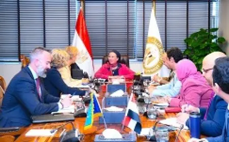 وزيرة البيئة تناقش مع وفد الاتحاد الأوروبي فرص التحول الأخضر والتعاون في مجالات الاقتصاد الأزرق والتكيف المناخي