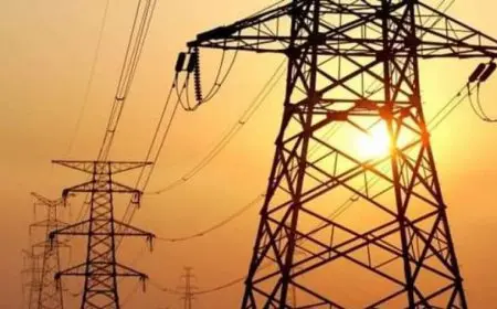 الكهرباء: نعمل على تجنب انقطاع التيار خلال الصيف.. وتعاقدات لشراء 60 شحنة من الغاز المسال حتى نهاية 2025