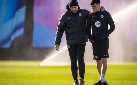 لماذا التقى هانزي فليك بديمبلي وبيدري قبل مواجهة إنتر ميلان؟