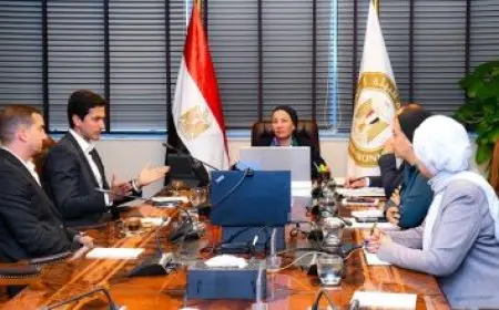 الوزارة الداخلية تصدر توجيهات للسائقين أثناء العاصفة الترابية