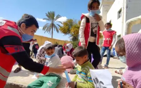 الهلال الأحمر يحتفي بأسبوع التحصين العالمي ويطلق حملة توعية لمكافحة أمراض الكبد الوبائي وشلل الأطفال