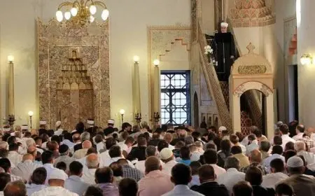 “نغرس لنحصد في ما بعد… نشر نص خطبة الجمعة القادمة”