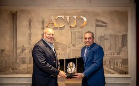 الملك أحمد فؤاد يقوم بجولة في العاصمة الإدارية الجديدة