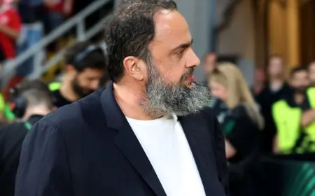 مالك نوتنغهام يتنحى عن منصبه بسبب أولمبياكوس