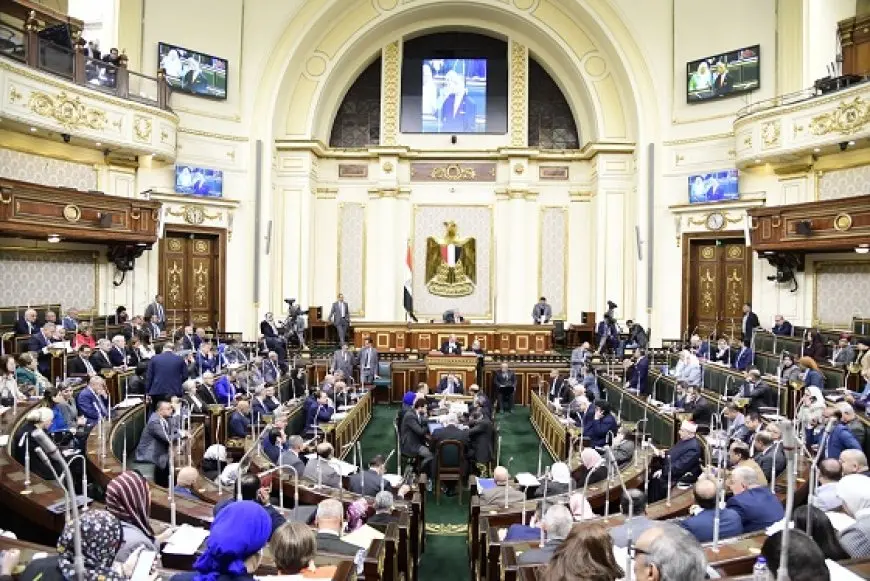 مجلس النواب يقر قانون العمل بشكل نهائي