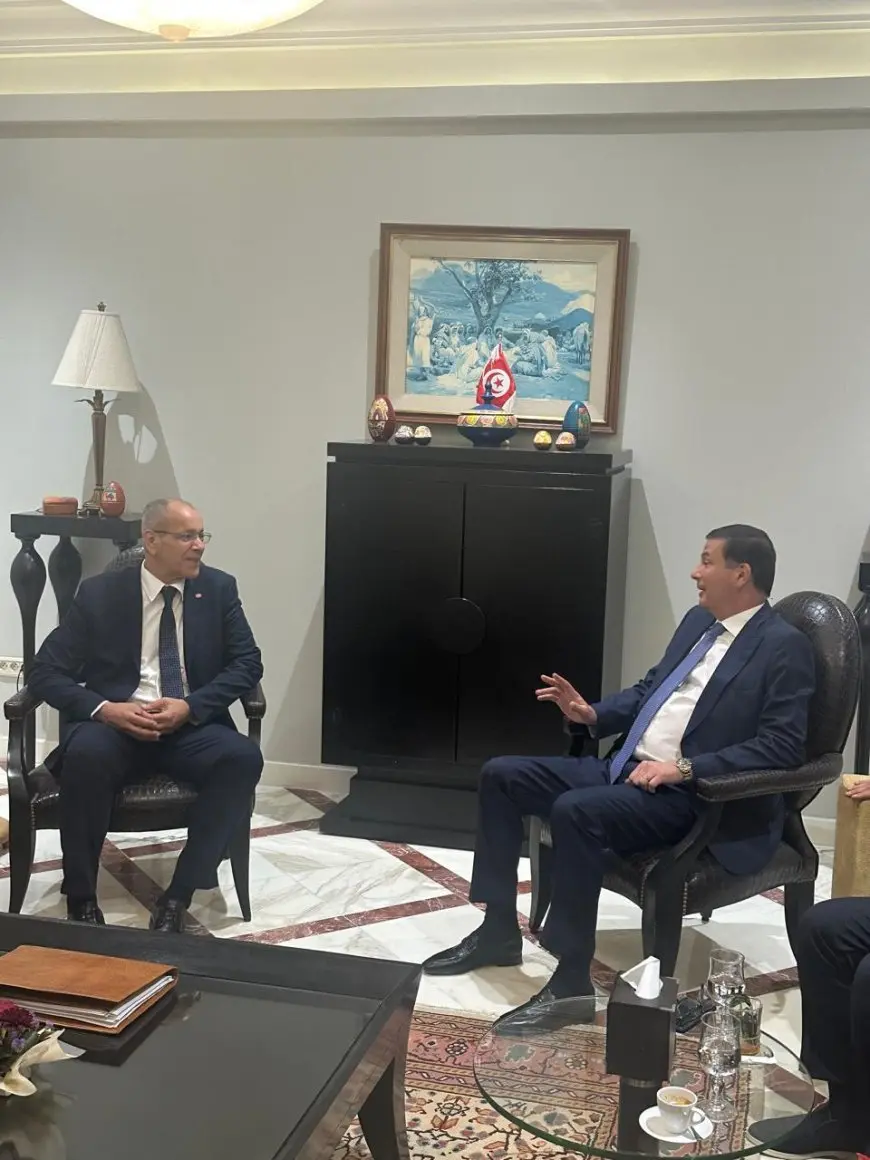 وزير الزراعة يتباحث مع وزير البيئة التونسي لتعزيز التعاون الإقليمي في مجالات البيئة والتنمية المستدامة