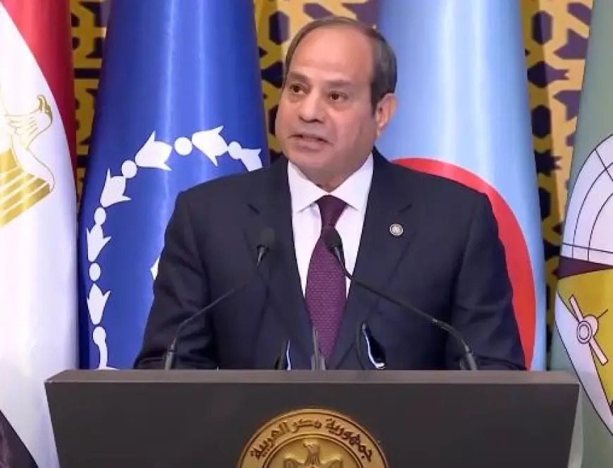 السيسي للمصريين: توحدوا كجسد واحد في مسيرة بناء الإنسان