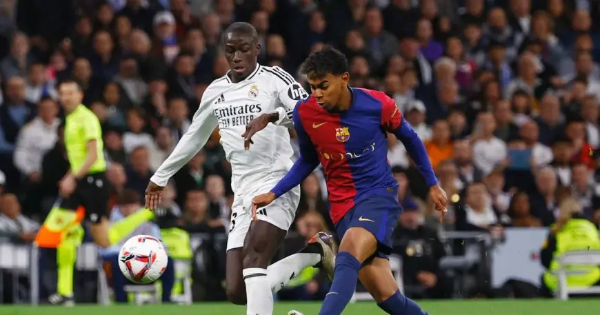بعد إصابة ألابا وكامافينغا.. هل يمكن لميندي إنقاذ ريال مدريد في نهائي الكأس ضد برشلونة؟