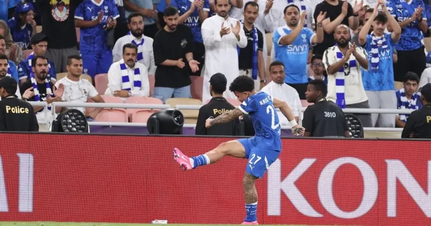 حالات إغماء وصعوبات في التنفس إثر سقوط الهلال أمام الأهلي