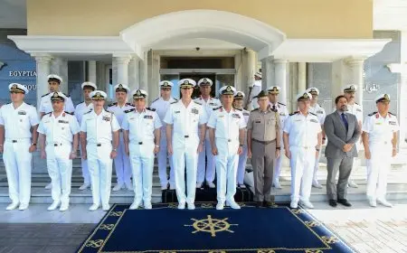 الولايات المتحدة تحتفي بقائد القوات البحرية المصرية
