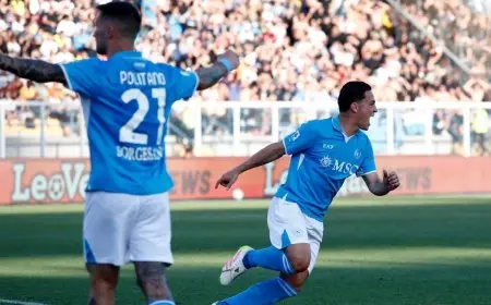 نابولي يقترب من اللقب بعد انتصاره على ليتشي وينفرد بالصدارة