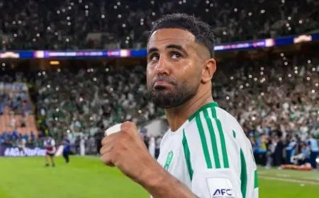 وعد تحقق.. محرز يُشيد بوعده وجماهير الأهلي تُفاجئ النجم الجزائري