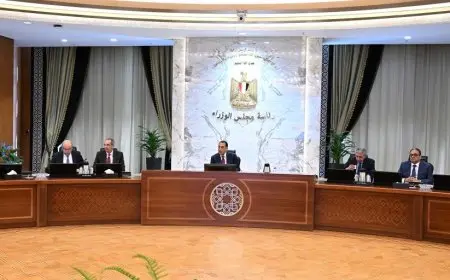 رئيس الوزراء يطلق خطة جديدة لتيسير دخول السائحين إلى البلاد!