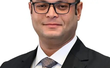 وزير الإسكان يكشف عن آخر المستجدات مع أعضاء البرلمان في اجتماع مثير من النوع النادر!