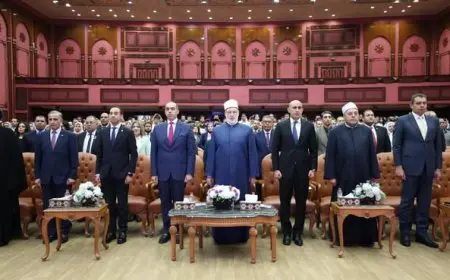 النسخة الرابعة من منتدى “اسمع واتكلم” تنطلق بحضور نخبة من علماء الأزهر – شاهد الفعاليات الآن!