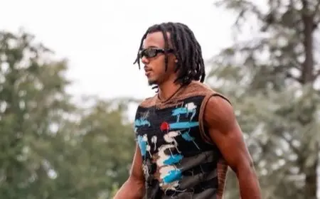 كوندي يصل ميلانو متنكراً لدعم برشلونة