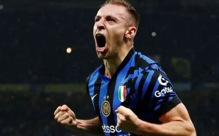 فراتيسي نجم إنتر.. هل تعرض لعمى مؤقت بعد تسجيله هدفه في برشلونة؟