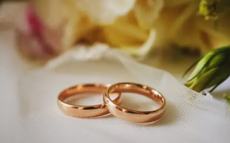 هل تعتقد أن فترة الخطوبة القصيرة أفضل؟ اكتشف رأي الخبراء في علاقات الأسرة!