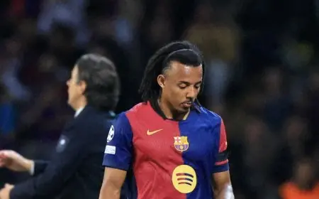 كوندي يهاجم إشراك ليفاندوفسكي.. ولابورتا يشعر بالاستياء من إدارة إنتر